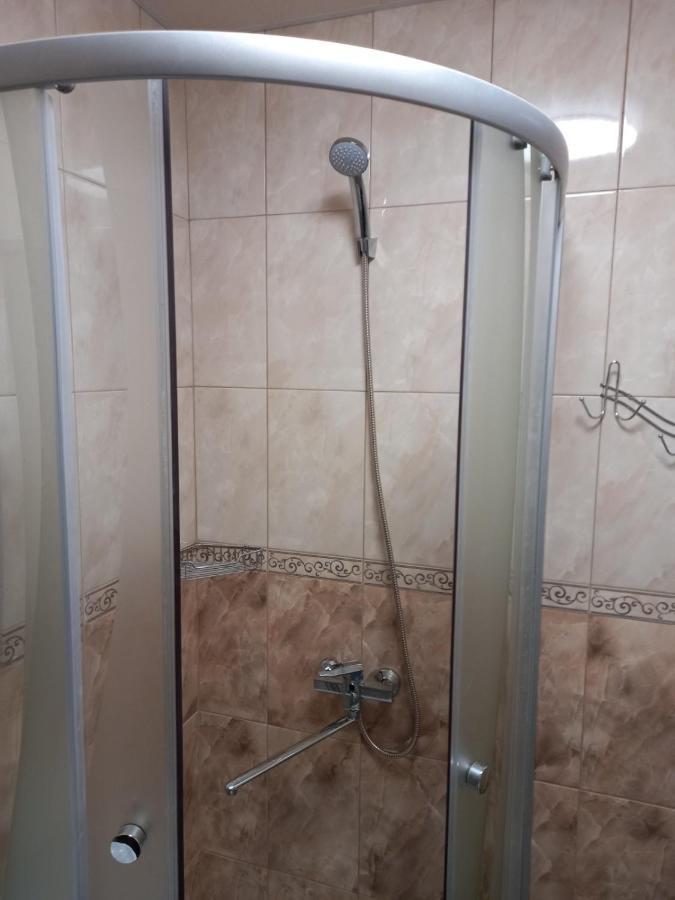 Двухярусная Квартира В Центре Мукачева, Улица Мира Munkács Kültér fotó